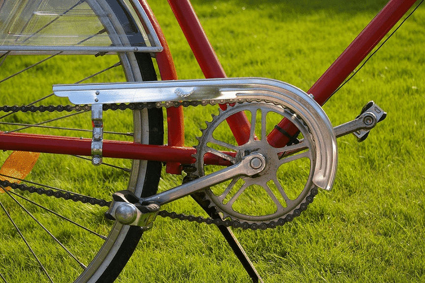 ZizeBikes - How to Fix a Skipping Bicycle Chain - how to fix a skipping bike chain - how to fix a skipping bike chain